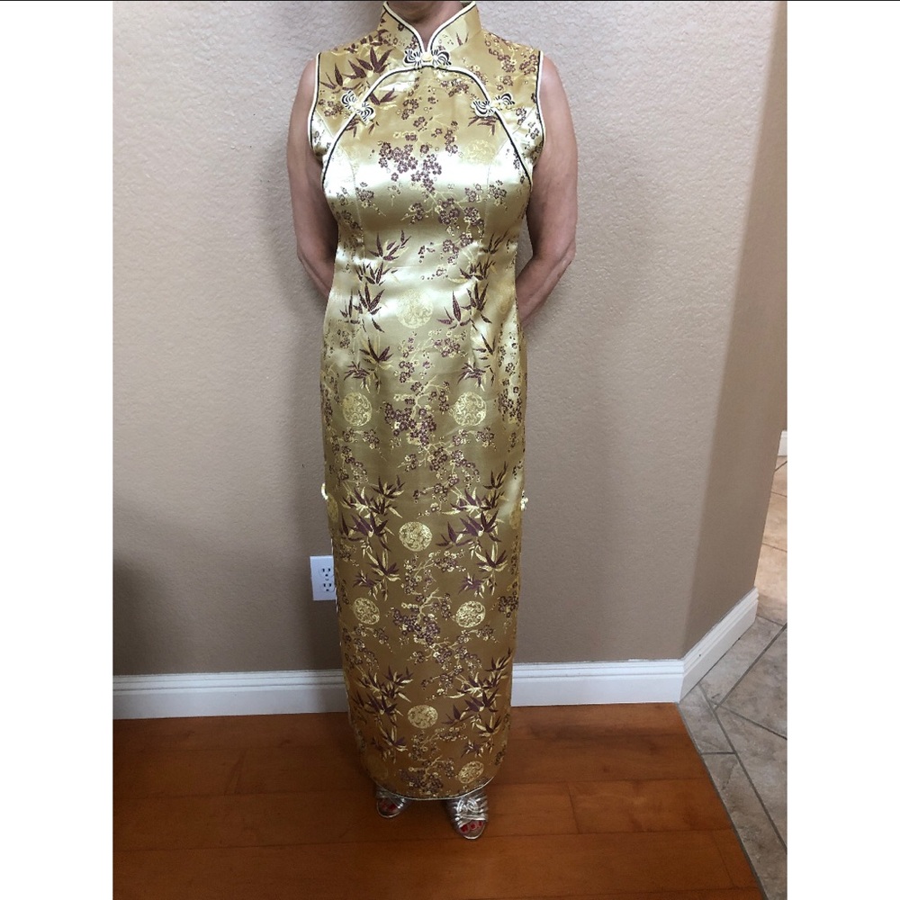 Traditional Chinese Dress